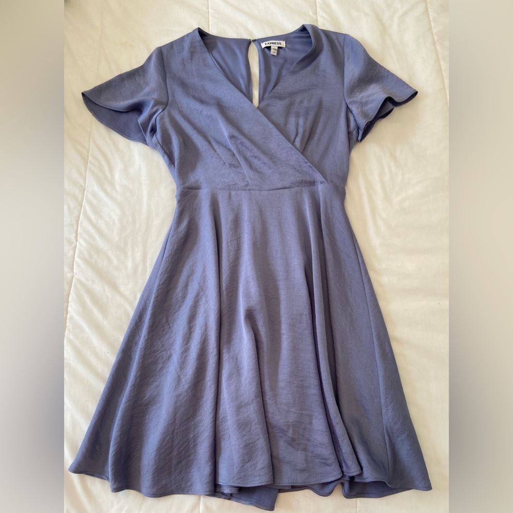 Blue flowy dress, express